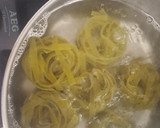Foto del paso 2 de la receta: Tagliatella de espinacas con cherry y gulas