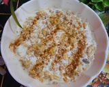 A picture of step 5 of Boondi dahi bara.