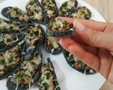 Une image de l'étape 9 de Moules à croquer farcies aux champignons et gratinés.