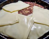 Foto del paso 4 de la receta: PIZZA🍕PECHUGA Con Pimientos 🌶️del Piquillo y Cebolla Larga Caramelizada...!😀