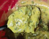 A picture of step 2 of Palak patta pakodis.