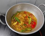 A picture of step 3 of Onion Tomato Kurma.