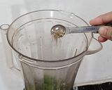 A picture of step 1 of Creamy Mint Lassi.