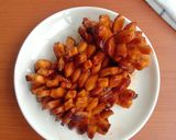 Foto langkah ke 5 dari resep Sosis bakar mekar.