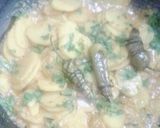 A picture of step 4 of Achari alu.