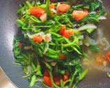 Foto langkah ke 5 dari resep Tumis Kangkung Hijau.