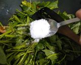 Foto langkah ke 4 dari resep Kangkung Saus Tiram.