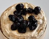 Hình bước làm 2 của món 💚 Phô Mai Camembert Nướng Topping Nam Việt Quốc Khô & Siro Phong (Vegetarian)