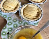 Une image de l'étape 6 de Petites tartelettes aux pommes caramélisées à la pâte sucrée croquante.