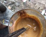 Hình bước làm 1 của món Cà phê bọt biển (Dalgona coffee)