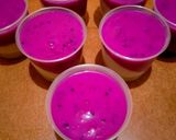 Foto langkah ke 5 dari resep Puding Susu Buah Naga.