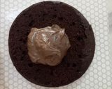 Foto langkah ke 8 dari resep Yogurt Chocolate Cake.