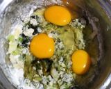 Foto langkah ke 2 dari resep Telur Dadar Keriting.