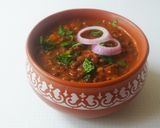 A picture of step 9 of Akhha Masoor  Kolhapur Special.