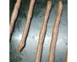 A picture of step 6 of Leopard print malai cookies.