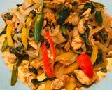 รูปขั้นตอนการทำที่ 2 ของ ผัดเผ็ดก๋วยเตี๋ยว(บุก)ไก่ คีโต