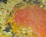 Foto del paso 7 de la receta Calamares rellenos de langostinos y sepia en salsa de langostinos y crujiente de almendras