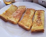 Foto del paso 3 de la receta: Palitos de tostadas francesas al horno