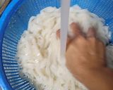 Foto langkah ke 9 dari resep PHỞ GÀ (VIETNAMESE CHICKEN RICE NOODLE SOUP).
