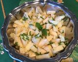 Une image de l'étape 7 de Salade d'ananas à l'orange sanguine et menthe fraîche.