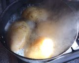 Foto del paso 1 de la receta: Papas rellenas de espinaca 🥔🥬