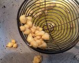 A picture of step 5 of Boondi.
