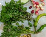 A picture of step 1 of Karonda Chutney.