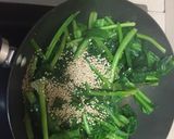 Foto del paso 3 de la receta: Un plato combinado con espinacas frescas