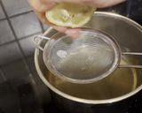 Foto del paso 2 de la receta: Pez espada con alcaparras
