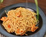Foto langkah ke 8 dari resep Shrimp Aglio Olio.