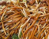 Gambar langkah 7 resipi Mee Lidi Goreng Basah.
