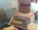 Foto del paso 1 de la receta: Licuado de banana y manzana
