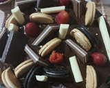 Foto del paso 29 de la receta: Drip cake de oreo con frutos rojos