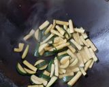 Méregerős ázsiai zöldséges-csirkés tészta recept fázis 4 fotója
