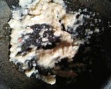 Foto langkah ke 2 dari resep Martabak Telur Mini.