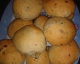 Foto del paso 5 de la receta: Pancitos saborizados relleno de chorizo
