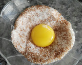 Foto del paso 2 de la receta: Espaguetis con cebolla caramelizada y yema curada