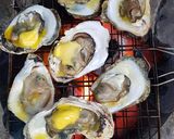 Hình bước làm 1 của món Hàu nướng mở hành