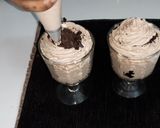 A picture of step 8 of Hot Chocolate Coffee Icecream.