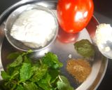 A picture of step 1 of Tomato Mint Salad.