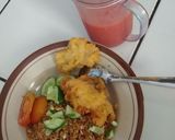 Foto langkah ke 3 dari resep Nasi goreng praktis (campur sambal tomat kemarin).