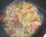 Foto del paso 1 de la receta: Guiso de arroz 🍚 reciclando los menudos de pollo 🐥