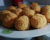 Foto del paso 8 de la receta Croquetas de pimientos del piquillo con mayonesa clásica picante