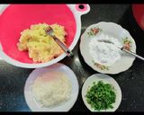 Foto langkah ke 2 dari resep Stick Kentang Keju.