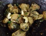 A picture of step 6 of Cashew chilli pepper chicken.