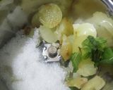 A picture of step 1 of Gooseberry mint cooler.