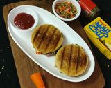ग्रील्ड पिज़्ज़ा सैंडविच (Grilled Pizza Sandwich Recipe in Hindi) रेसिपी चरण 8 फोटो