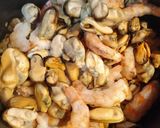 Foto del paso 4 de la receta: Cazuela de mariscos