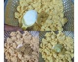 A picture of step 2 of Chana Dal Vada.
