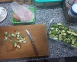 Foto del paso 2 de la receta: Repollito de Bruselas con verduras y pollo dulce